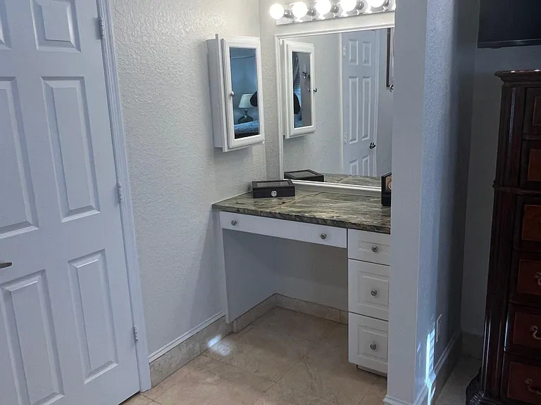 4101 W Watrous Ave — Photo 17