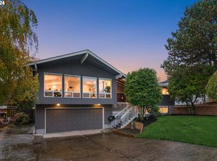 11875 SE Valley View Ter, Happy Valley, OR 97086