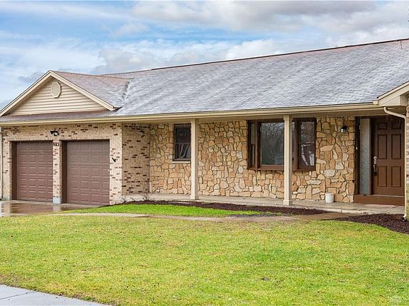 3rd image of 805 Holbrook Ct