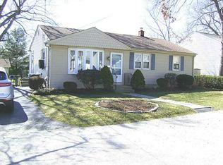 44 Blais Ave, Cranston, RI 02920