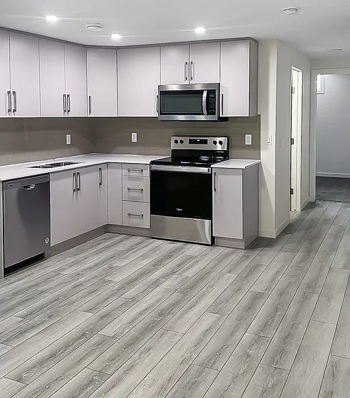 104 Marmot Way NW #LOWER — Photo 3
