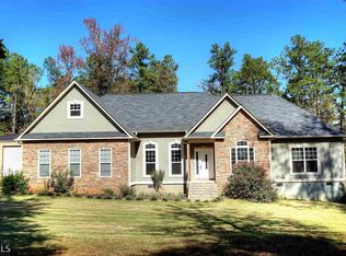 1111 Roberts Quarters Rd, Concord, GA 30206