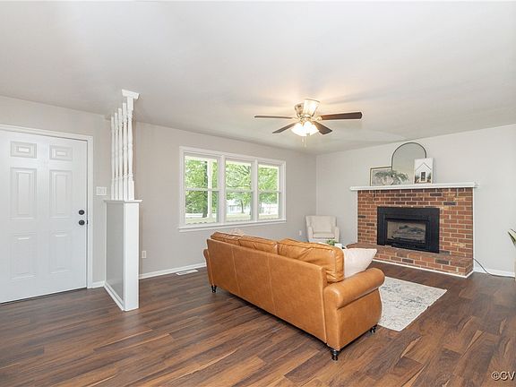 5th image of 3913 W Autumn Dr