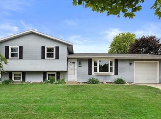 2332 Hughes Ln, Waukesha, WI 53188