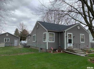 205 N 1st St, Alpha, IL 61413