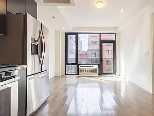 Rented by Corcoran | media 23