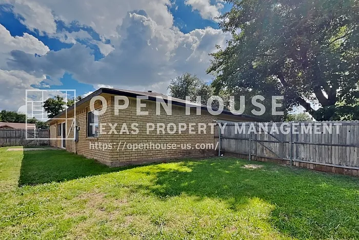5045 Thompson Dr — Photo 19