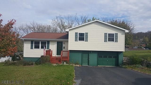 1st image of 119 Gail St