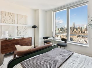 2315 44th Dr #63L, Long Island City, NY 11101