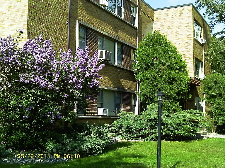 3421 Emerson Ave S — Photo 4