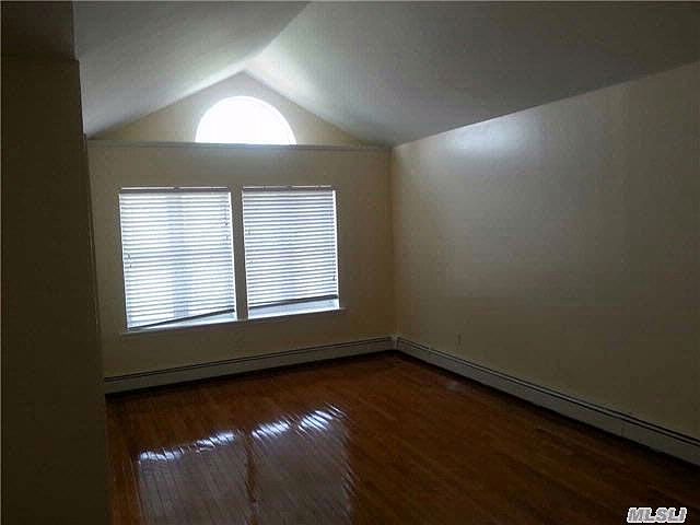 2nd image of 526 Beach 32nd St