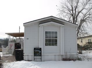 1203 E Park St TRLR 38, Hastings, NE 68901