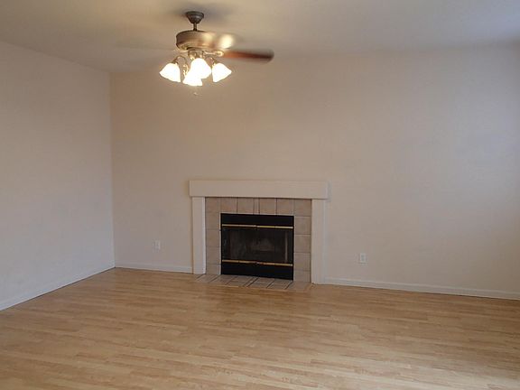 4th image of 747 Shannon Dr