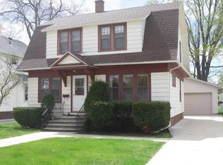 1629 26th St, Two Rivers, WI 54241