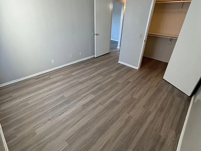 7817 Vineland Ave — Photo 20
