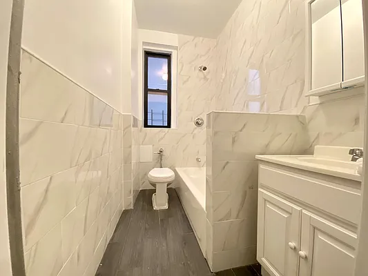 Rented by Bruma Realty LLC | media 18