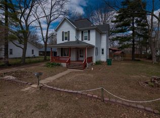 509 E Schuetz St, Lebanon, IL 62254