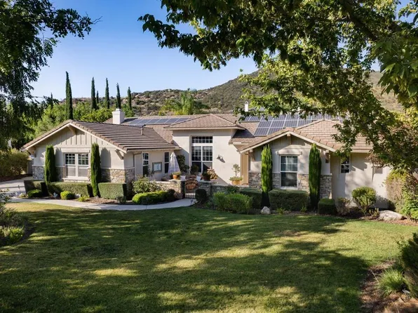 26813 Saint Andrews Ln, Valley Center, CA 92082