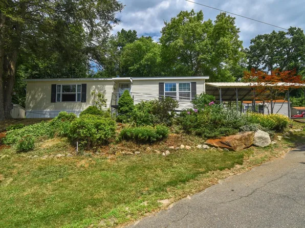 1 Honeysuckle Ln, Brimfield, MA 01010