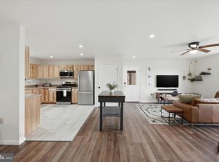 8258 Supinlick Ridge Rd, Mount Jackson, VA 22842