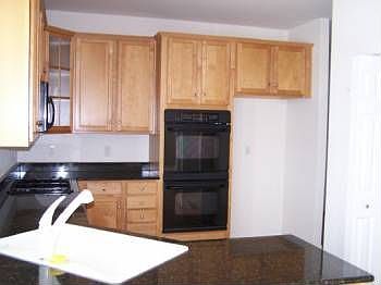3rd image of 960 McDole Dr