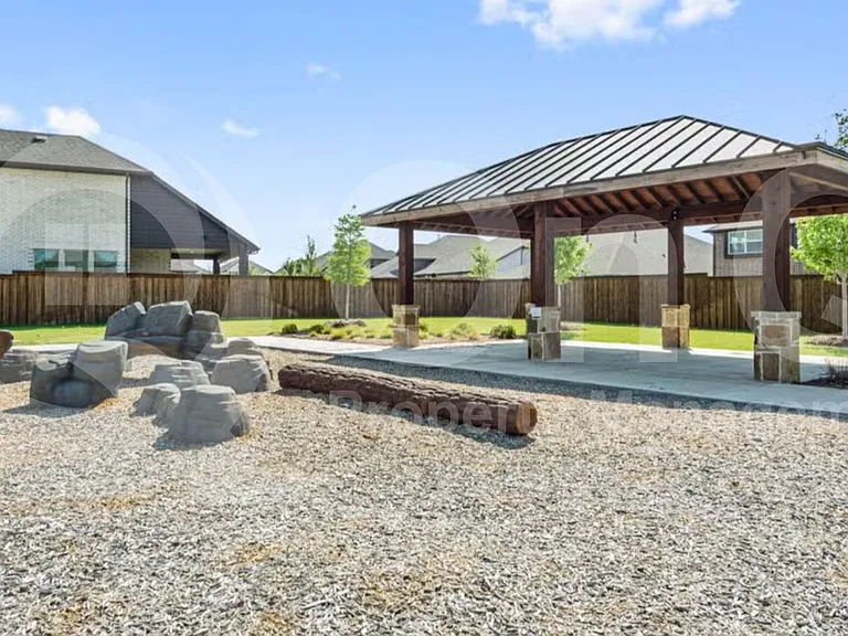 5304 Babcock Rd — Photo 35