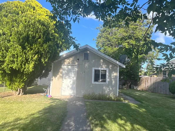 209 G Ave, Grandview, WA 98930