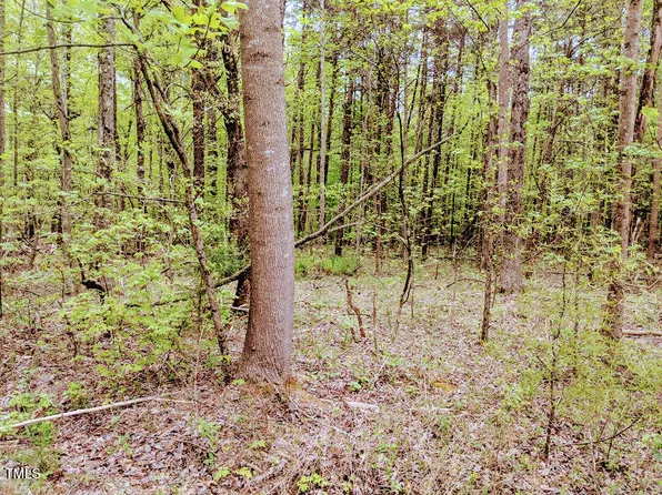 97 Occoneechee Dr W #97, Clarksville, VA 23927