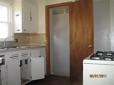 5th image of 765 Marie Ave
