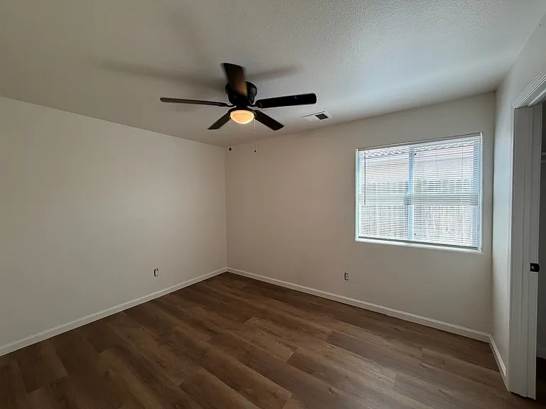 3409 Starside Dr — Photo 7