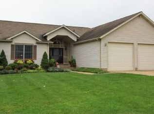 10422 Elliman Rd, Mantua, OH 44255