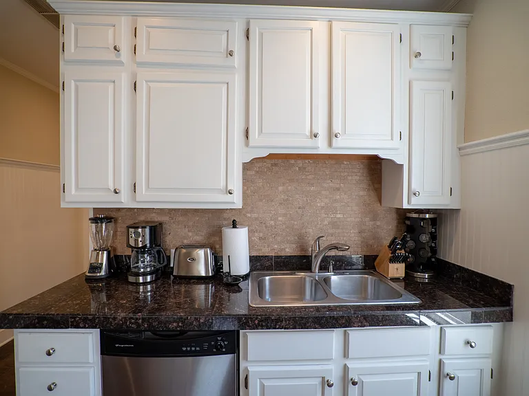 3238 N Hoyne Ave #2 — Photo 6