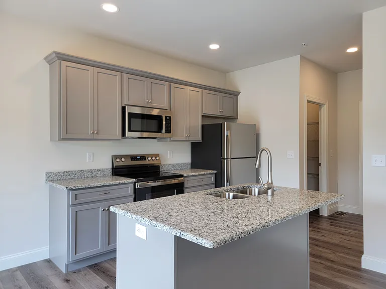 101 Magnolia Dr — Photo 5