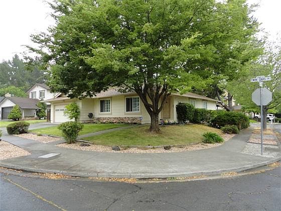 1st image of 3359 Twin Oaks Dr