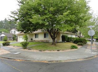 3359 Twin Oaks Dr, Napa, CA 94558