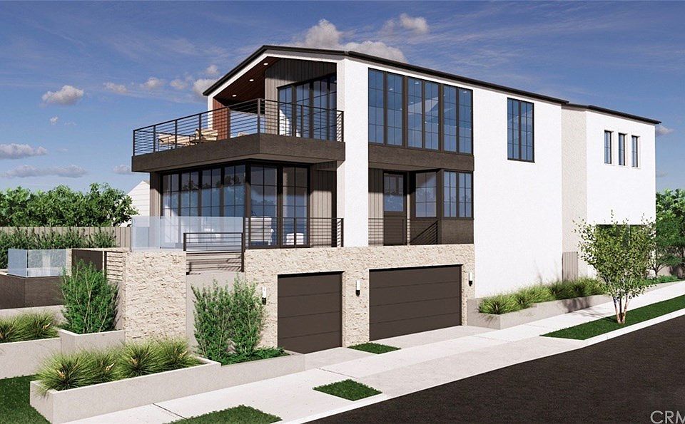 2nd image of 2328 Pacific Dr