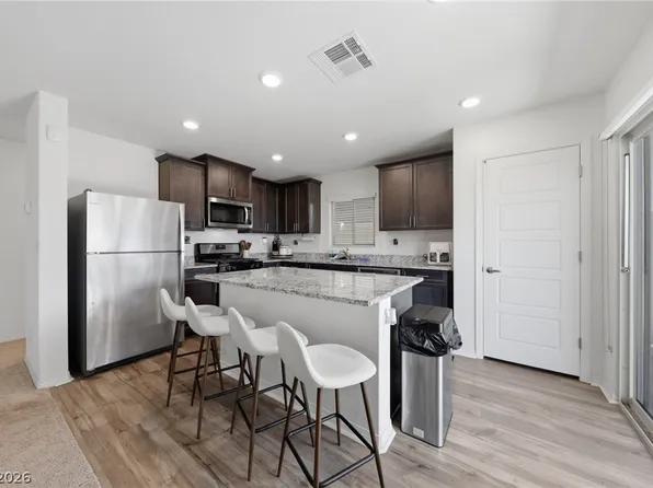 2241 Langmore St, Las Vegas, NV 89115