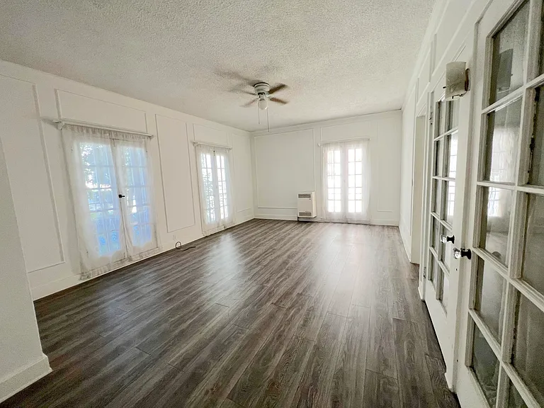 4604 Los Feliz Blvd #101 — Photo 4