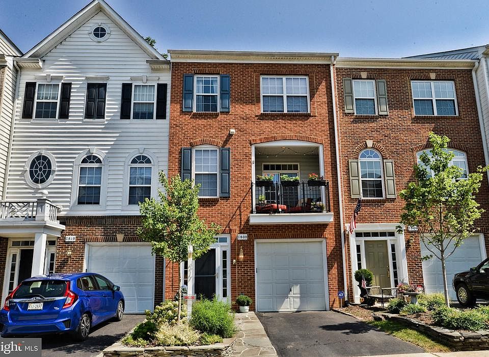 1st image of 7808 Locust Leaf Ln
