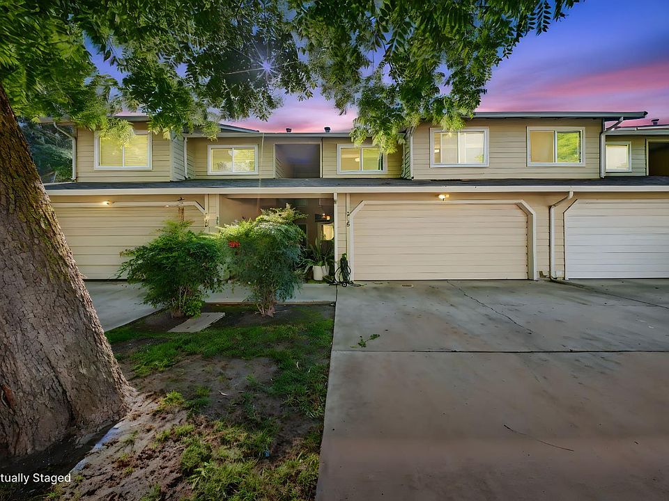1st image of 216 Tiffany Cir