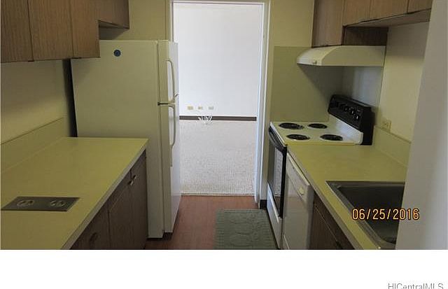 1st image of 920 Ward Ave APT 15H