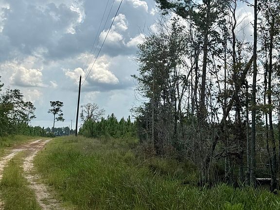 5th image of 416 State Highway 107