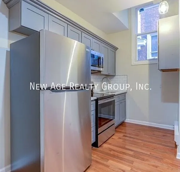 4924 Chestnut St #1 — Photo 7