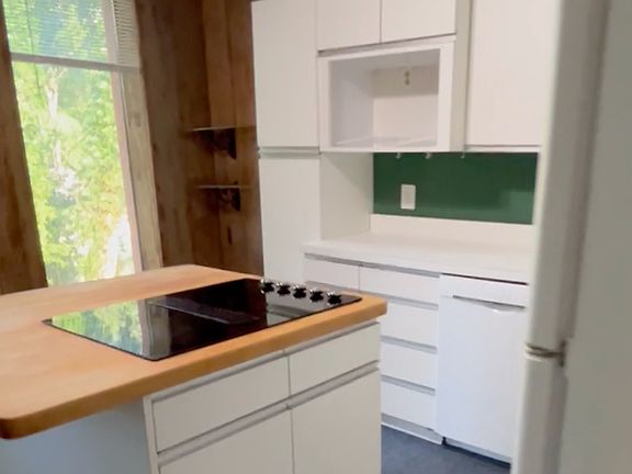 5th image of 1112 Tamm Ave