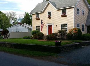 5 Sage Hill Ln, Troy, NY 12180