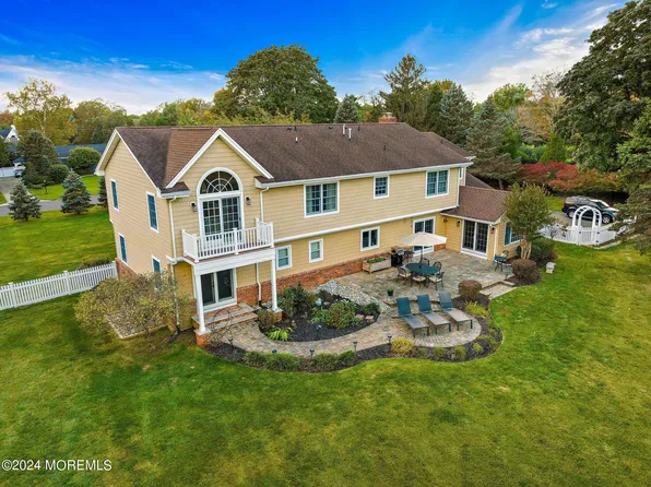 15 Oakes Road, Rumson, NJ 07760
