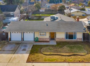 1330 Sierra Ave, Clovis, CA 93612