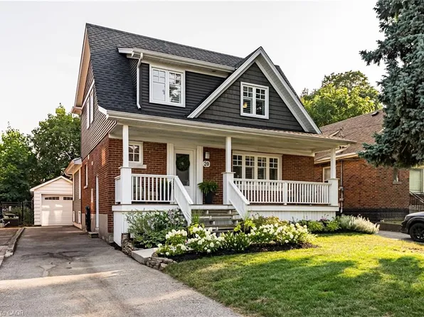 20 Mountain Park Ave, Hamilton, ON L9A 1A2