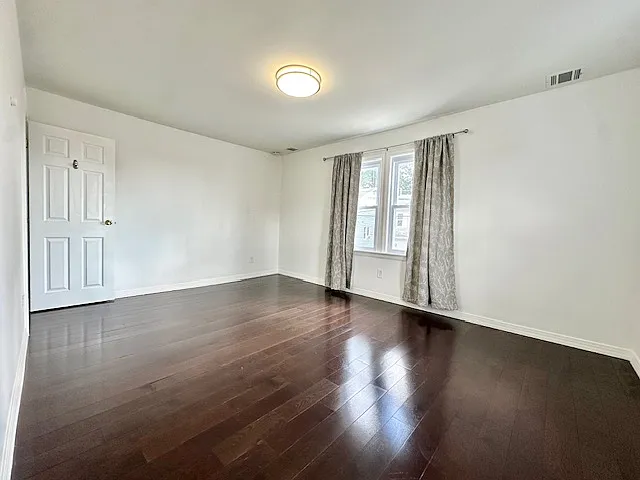 1410 83rd St — Photo 11