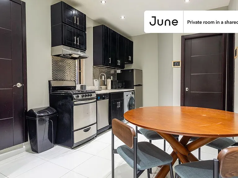 354 Cathedral Park Way #D — Photo 7